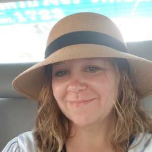 Meet your Posher, Tabitha